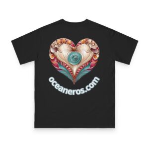 Heart inside a shell with Oceaneros - Organic Unisex Classic T-Shirt